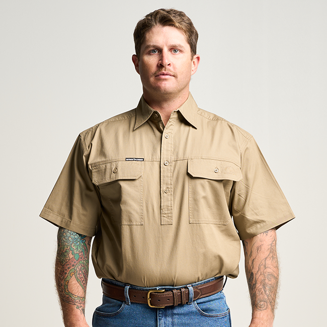 KILCOY | Mens Half Button Short Sleeve Work Shirt - Khaki