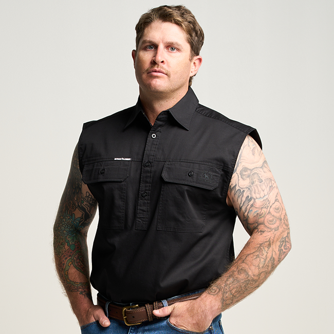 KILCOY | Mens Half Button Sleeveless Work Shirt - Black