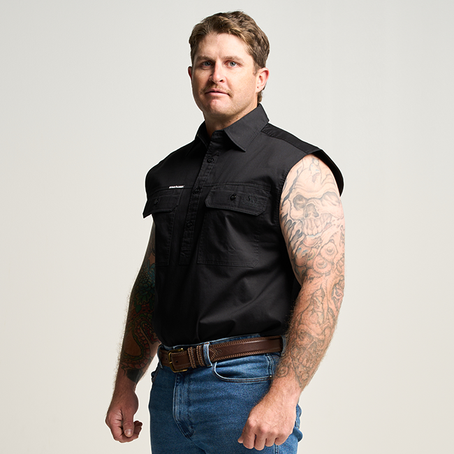 KILCOY | Mens Half Button Sleeveless Work Shirt - Black