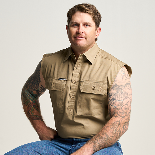 KILCOY | Mens Half Button Sleeveless Work Shirt - Khaki